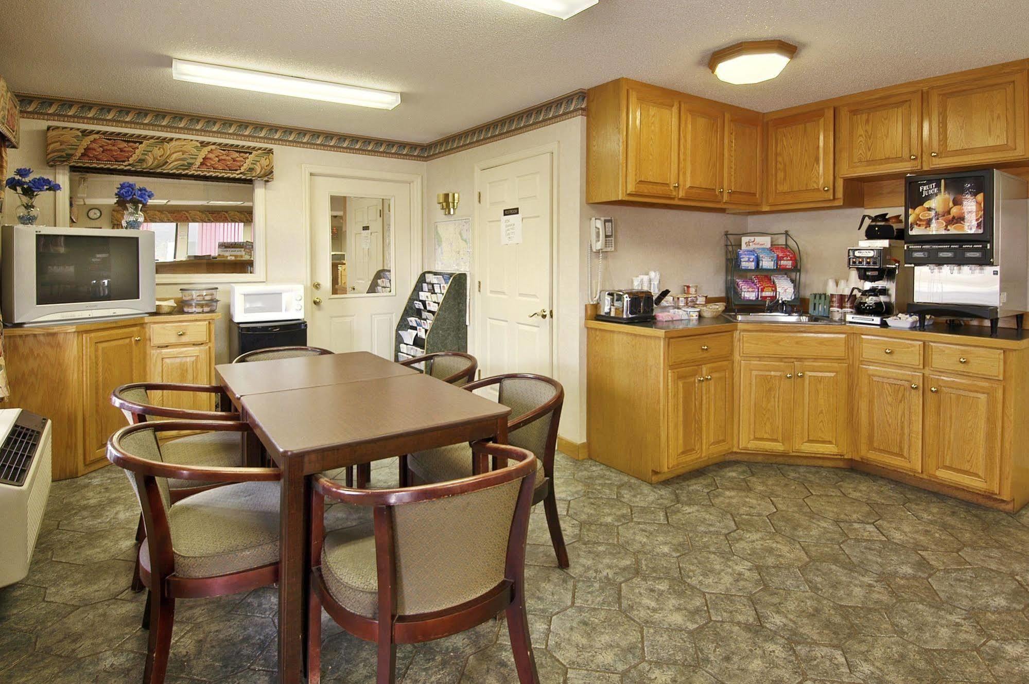 Executive Inn By Oyo Ridgeway I-77 Εστιατόριο φωτογραφία
